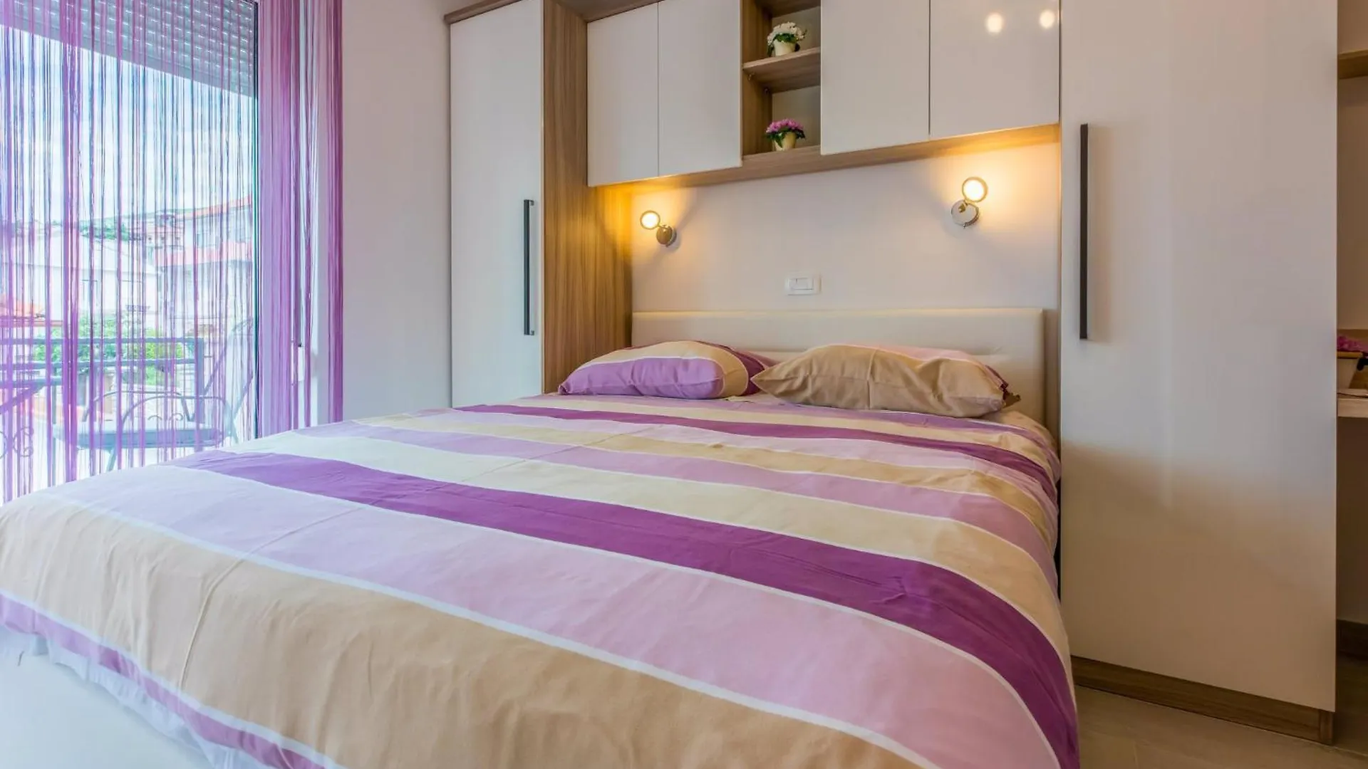 Apartments In Dramalj 39298 Croatia