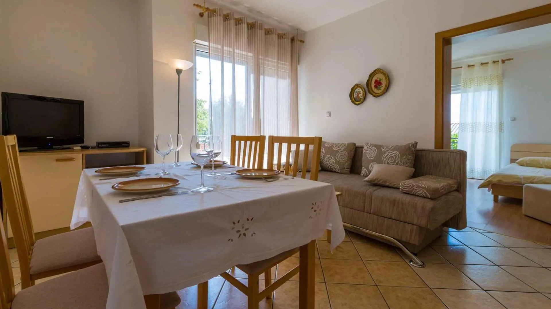 Apartments In Dramalj 39298 Croatia